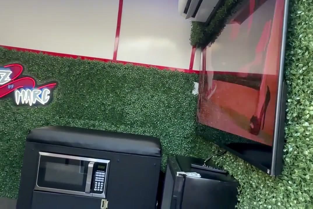 VIP Lounge Amenities